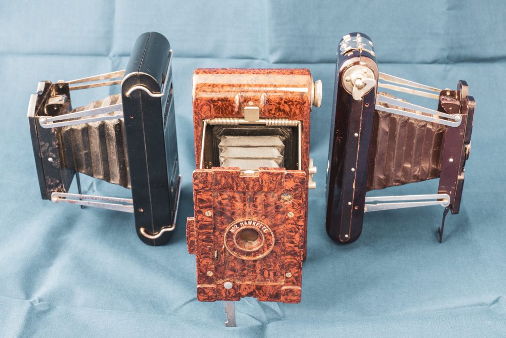 Struts Camera Struts, Style & Synthetics Part 2: Kodak No.2 Hawkette - Shutterlogue